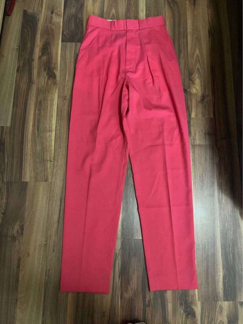 Stunning St. John pink wool high-waisted pants